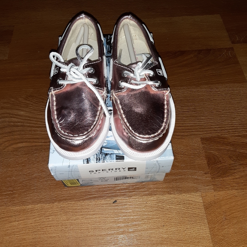 Sperry toddler girls size 9.5 metallic pink shoes